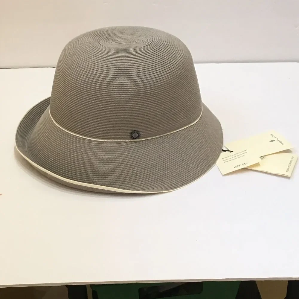 NEW WITH TAGS PINEAPPLE‎ AND STAR THE MAURES HAT IN MIDNIGHT GRAY